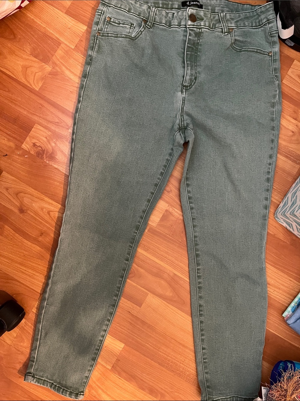 d. jeans Sage High-Rise Skinny Jeans Size 14 Stretch